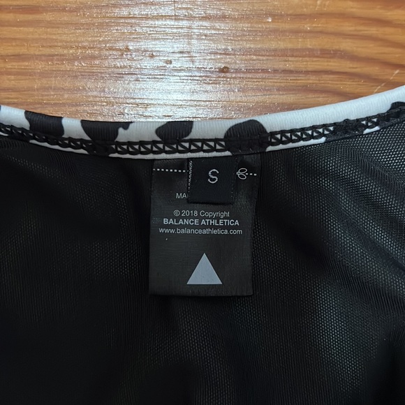 balance athletica long line sports bra - Picture 3 of 4